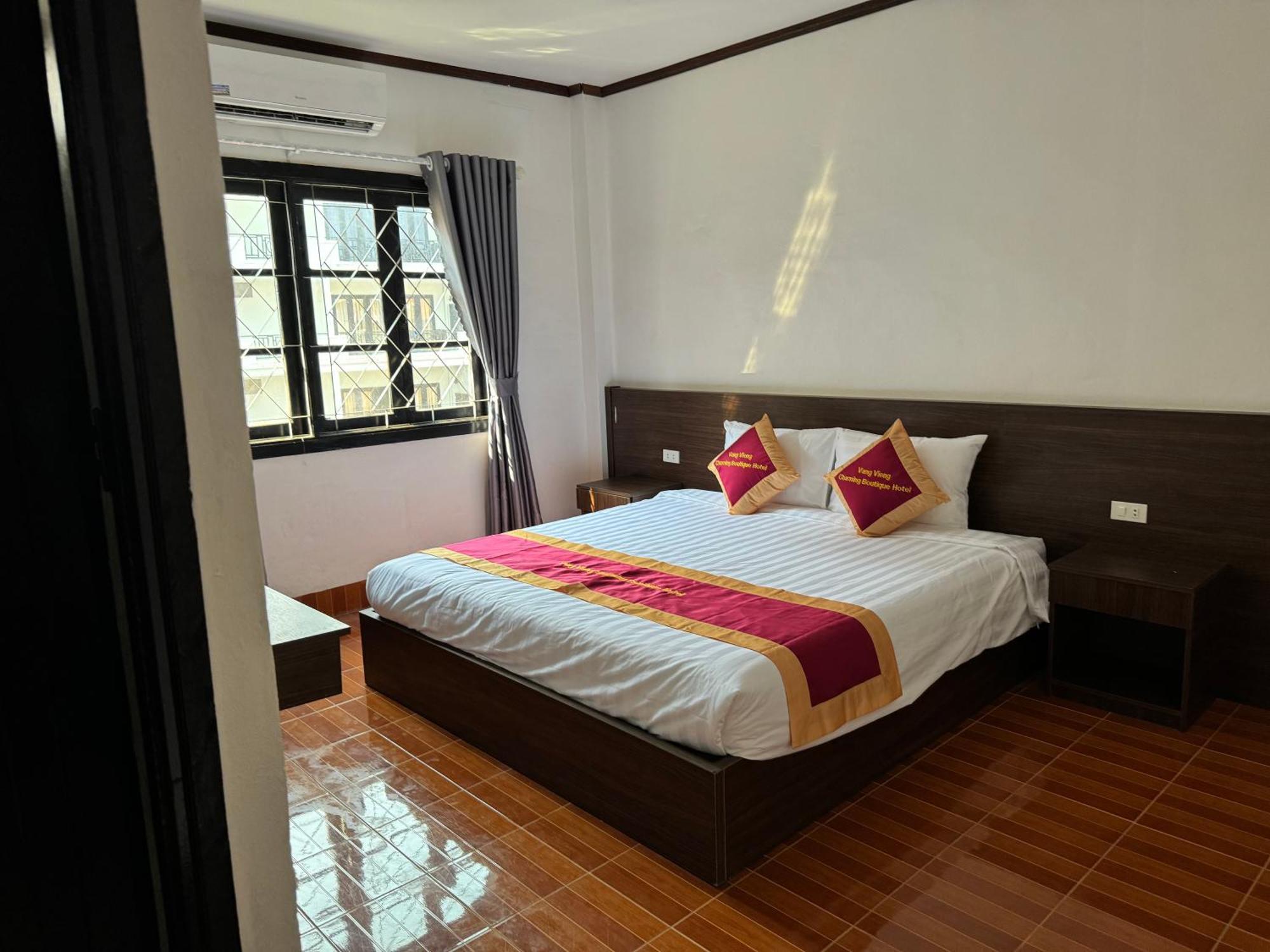 Vangvieng Charming Boutique Hotel Ванг Виенг Екстериор снимка